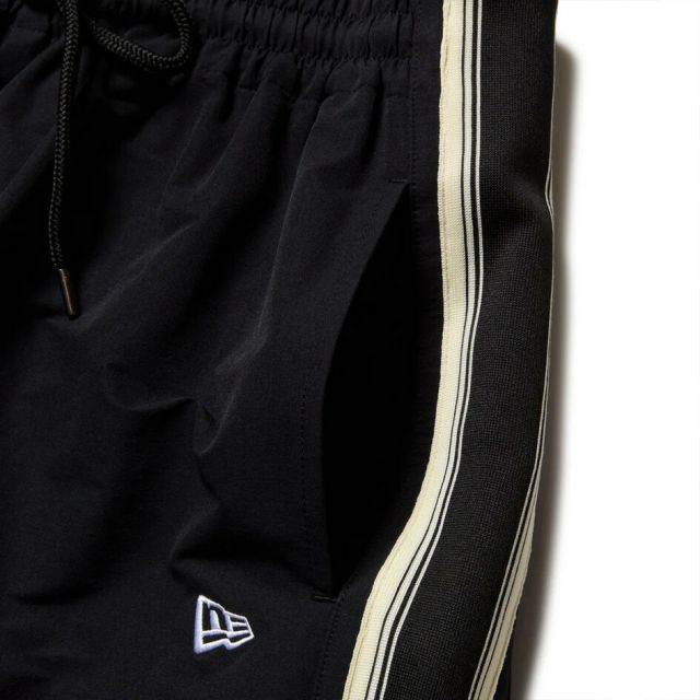 ニューエラ バスケットボール ストレッチ ナイロン サイドスナップ パンツ ブラック オーバーサイズ 縦ストレッチ スポーツ トレーニング Performance Apparel 14410133 New Era メンズ NEWERA PAB STRETCH NYLON SIDE SNAP PT (2503)