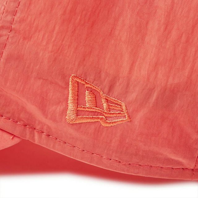 ニューエラ NEWERA 920 VTG NYLON TSD NYT ニューエラ 一ツ山佳子 コラボ キャップ ナイロン素材 クロスストラップ 調整可能 ユニセックス ブルー 軽量 9TWENTY (2503)