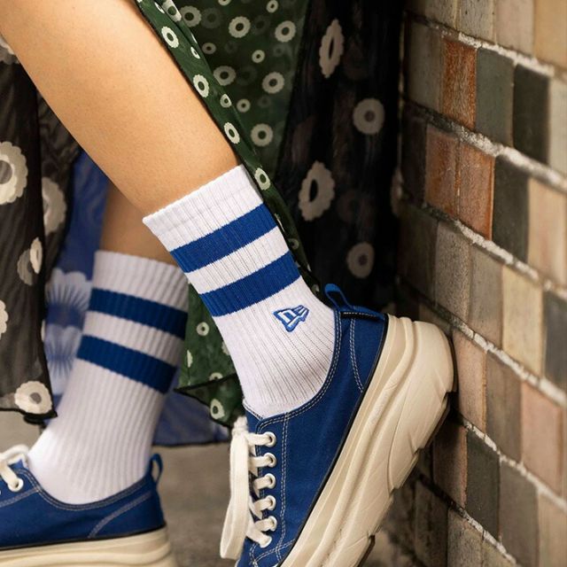 NEW ERA SOCKS CREW 2P EMB WHI