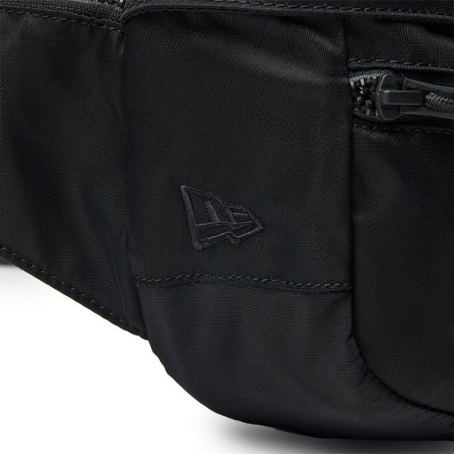 ニューエラ エクスプローラーウエストバッグ 3L ナイロンツイル ブラック NEWERA EXPLORER WAIST BAG NYLON TWL 撥水 軽量 耐久 リップストップ素材 サイドポケット付き アウトドア ウォーキング 通勤 ユニセックス (2503)