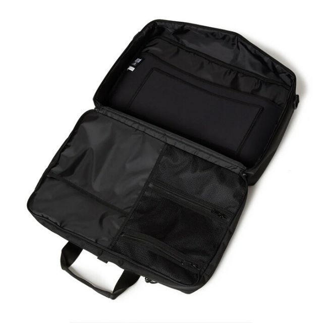 NEW ERA BRIEF BAG UUC