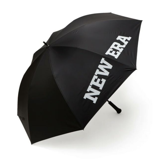 ニューエラ アンブレラ 傘 NEWERA GF UMBRELLA  ゴルフアンブレラ フラッグロゴ ブラック 軽量 大型 ゴルフグッズ GOLF 大きい傘 メンズ 雨具 おすすめ カーボン 骨晴雨兼用 14470862 (250411)