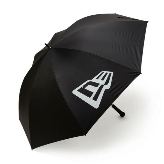 ニューエラ アンブレラ 傘 NEWERA GF UMBRELLA  ゴルフアンブレラ フラッグロゴ ブラック 軽量 大型 ゴルフグッズ GOLF 大きい傘 メンズ 雨具 おすすめ カーボン 骨晴雨兼用 14470862 (250411)