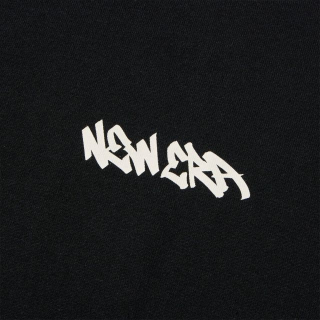 ニューエラ ロンt メンズ 長袖 オーバーサイズド コットン Tシャツ Tagging ブラック ホワイト 14682691 14682689 ストリート風プリント 男女兼用 NEWERA LS OS CT TEE TAGGING 長袖 オーバーサイズド  Tagging 8oz 厚手 メール便 (250904)