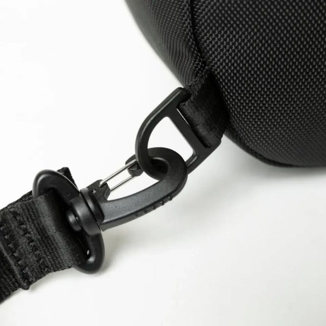 ニューエラ ボディバッグ ワンショルダー メンズ レディース ユニセックス 14521373 8L NEW ERA BODY BAG ブラック 斜め掛け カバン リュック アウトドア 通勤 通学 旅行 軽量 シンプル (251124)