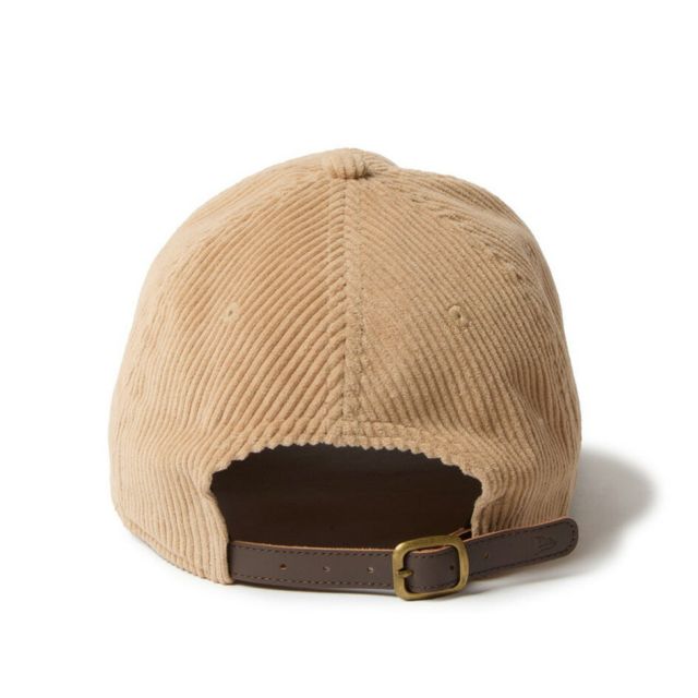 ニューエラ キャップ 9THIRTY レザーストラップ コーデュロイ 冬 14667930 ベージュ 14667929 ブラック ユニセックス Corduroy カーブドバイザー NEWERA 930LS 8W CORDUROY (251020)