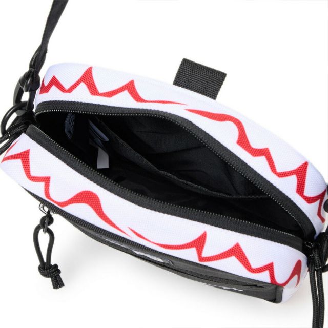 NEW ERA SQUARE SHOULDER POUCH TAROKA MLT