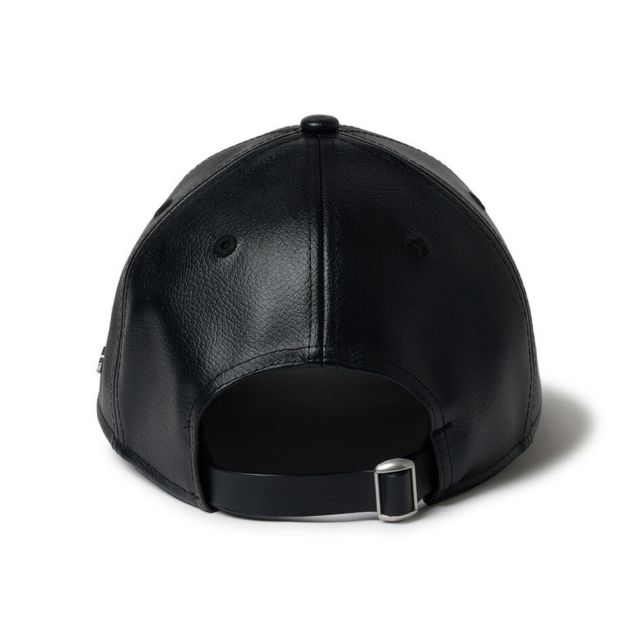 ニューエラ シンセティックレザー キャップ ブラック クロスストラップ サイズ調整可 ユニセックス NEW ERA 9THIRTY Synthetic Leather Cap Blac 14667937 930CS SYNTHETIC LEATHER (251206)