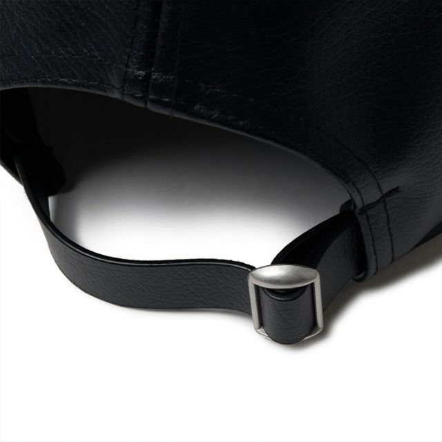 ニューエラ シンセティックレザー キャップ ブラック クロスストラップ サイズ調整可 ユニセックス NEW ERA 9THIRTY Synthetic Leather Cap Blac 14667937 930CS SYNTHETIC LEATHER (251206)