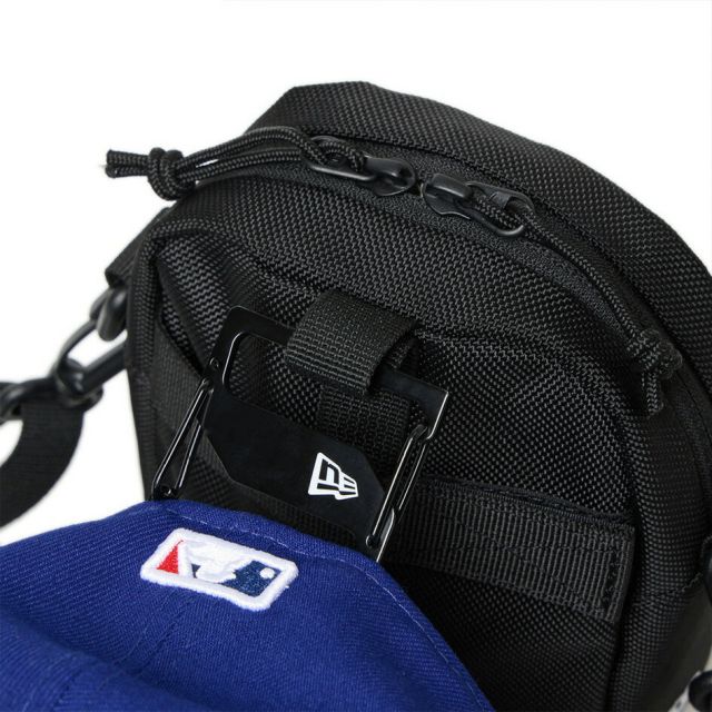 NEW ERA SHOULDER POUCH PLAYSTATION