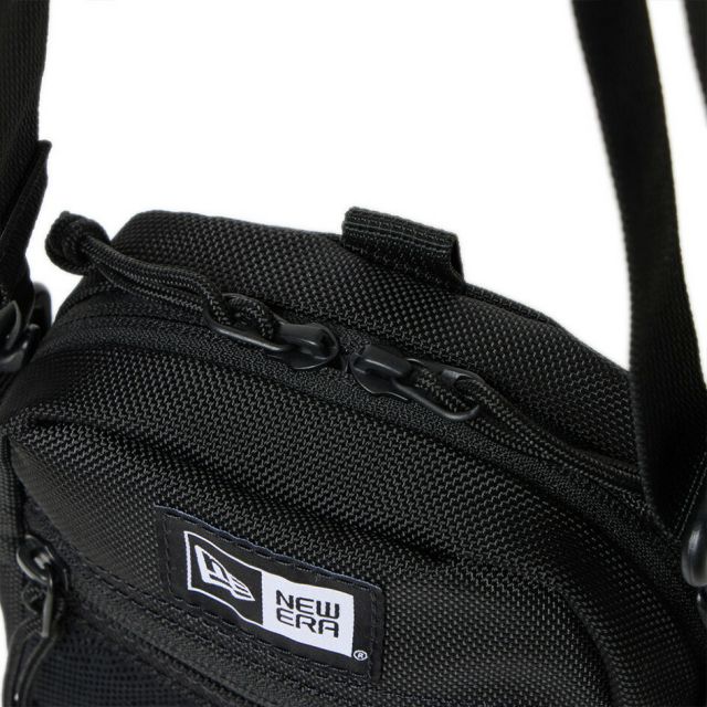 NEW ERA SHOULDER POUCH PLAYSTATION