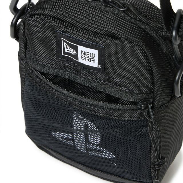 NEW ERA SHOULDER POUCH PLAYSTATION