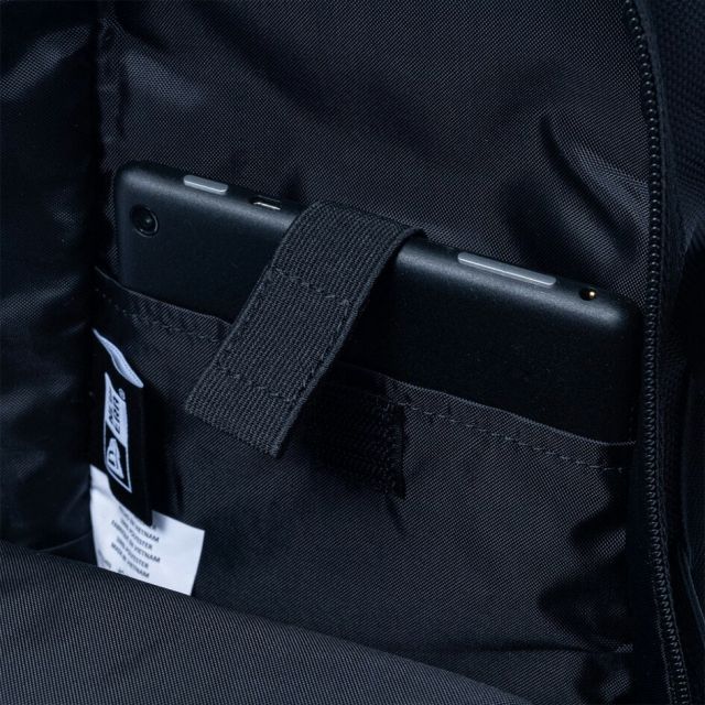 ニューエラ ボディバッグ 12L スリングバッグ ブラック 14521310 斜めがけ ショルダーバッグ 縦型 収納 多機能 メンズ レディース ユニセックス Sling Body Bag NEW ERA 正規品 SLING BODY BAG 251 (260321)