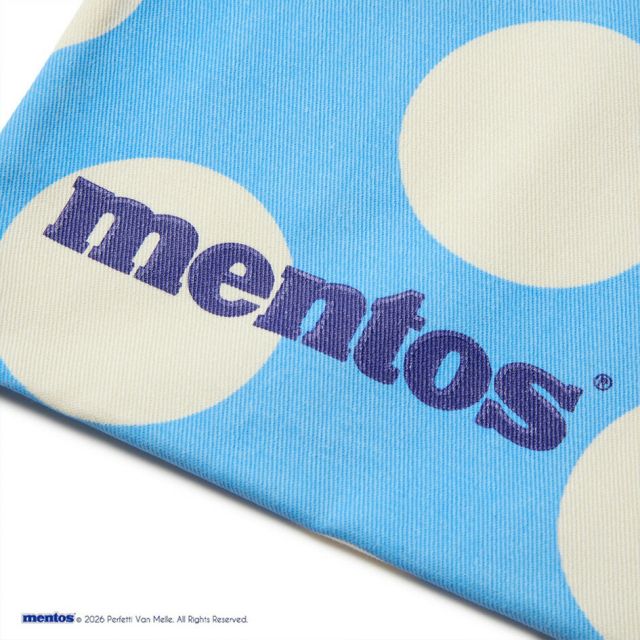 ニューエラ トートバッグ mentos メントス コラボ NEW ERA 14863718 ツイル トートバッグ メンズ レディース バッグ A4 通学 通勤 旅行 コットン TWILL TOTE MENTOS  (260321)