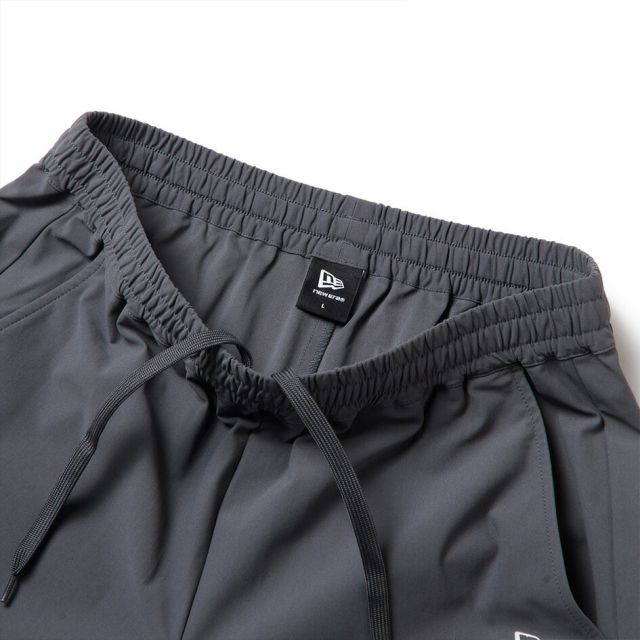 ニューエラ トレーニングパンツ NEW ERA 15135411 15135412 スリム ジャージ ストレッチ 速乾 軽量 セットアップ可 ダークグレー ブラック メンズ レディース ユニセックス スポーツ ジム ランニング 秋 冬 プレゼント