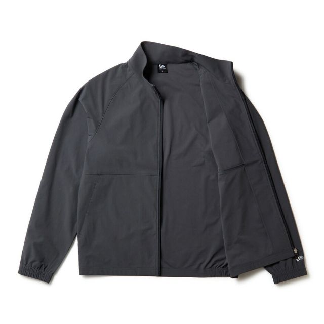 ニューエラ トレーニングジャケット NEW ERA 15135414 15135415 スリム ジャージ ストレッチ 速乾 軽量 セットアップ可 ダークグレー ブラック メンズ レディース ユニセックス スポーツ ジム 秋 冬 プレゼント