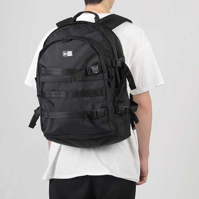 ニューエラ リュック 35L 大容量 NEWERA CARRIER PACK メンズ キャリアパック バックパック バッグ デイパック (14521349 / 14521347) 新生活 社会人 通学 通勤 通学 スケートボード PC収納 多機能 大きめ (240305)