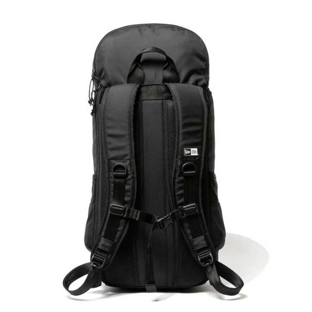 ニューエラ リュック 35L NEW ERA ラックサック  RUCKSACK 1680D (14521323 / 13529424) バックパック デイパック バック キャップ収納 社会人 PC収納 キャップ収納 新生活 通学 アウトドア 通勤 プレゼント (240305)