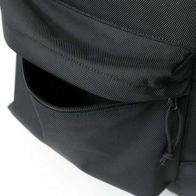 ニューエラ キッズ リュック 18l NEW ERA Youth ライトパック 18L ボックスロゴ BLK 14521293  通学 遠足 学童向けバッグ 小学生リュック おしゃれ 軽量 丈夫 ポリエステル1680D 男の子 女の子 ユースサイズ (240305)