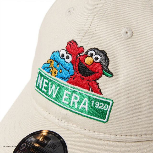 ニューエラ NEWERA YTH 920 SESAME NELG キッズ Youth 9TWENTY SESAME STREET セサミストリート NEW ERA ロゴキャップ 14682467 ブラック／14682466 ストーン コットン素材 カーブドバイザー ユースサイズ 6〜15歳対応 (250904)