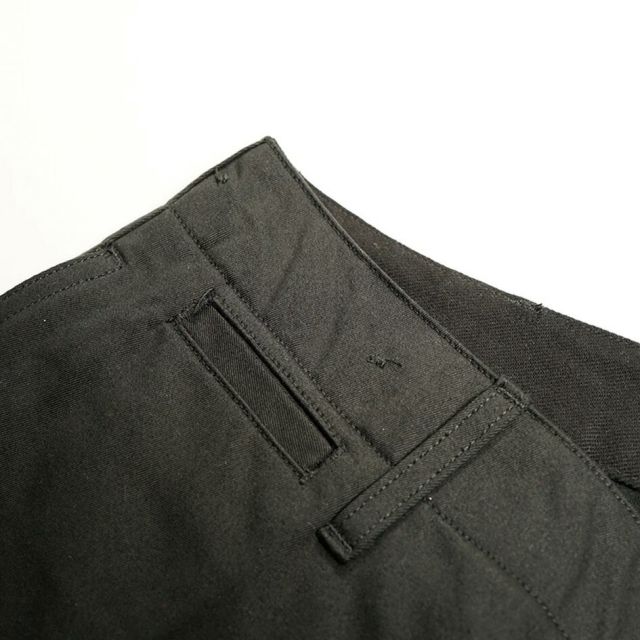 ナイジェルケーボン Nigel Cabourn 805110050120 NEW BASIC CHINO  （ニューベーシックチノ ブラック）ヴィンテージチノクロス「ウェポン」採用 日本製 双糸使いの艶やかな質感を持つチノパンツ 2025AW MAIN LINE メンズ (250828)