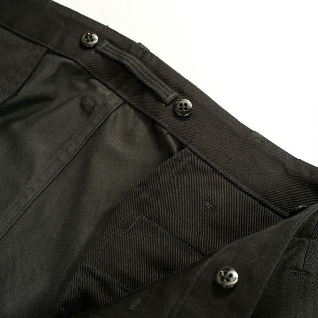 ナイジェルケーボン Nigel Cabourn 805110050120 NEW BASIC CHINO  （ニューベーシックチノ ブラック）ヴィンテージチノクロス「ウェポン」採用 日本製 双糸使いの艶やかな質感を持つチノパンツ 2025AW MAIN LINE メンズ (250828)