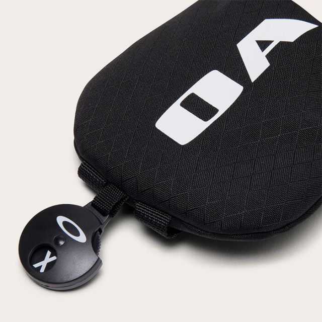 OAKLEY オークリー Oakley FW Cover 19.0 フェアウェイウッド用 ヘッドカバー ゴルフ FWカバー 撥水 ゴルフアクセサリー FOS902352 BLK OUT 902352 OAKLEY FW COVER 19.0  (260316)