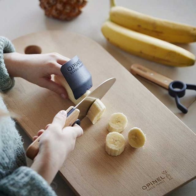 オピネル 3点キッチンセット キッズ opinel Le petit chef BOX SET シェフナイフ プロテクトフィンガー ピーラー 皮剥き器 包丁 指ガード ステンレス こども包丁 子供用 ギフト プレゼント ブルー グリーン レッド メール便(240708)