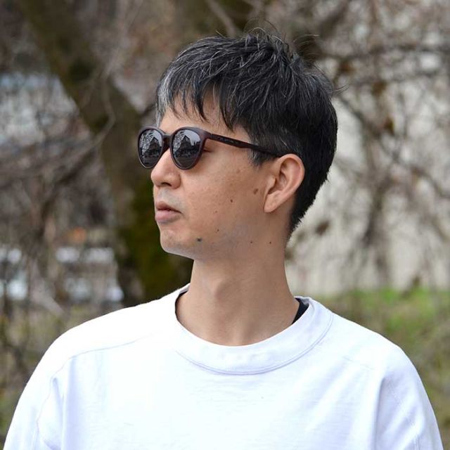 OUTLAND サングラス COLCA  偏光サングラス メンズ レディース ユニセックス ブラック レッドシャドーミラー スモーク フィッシング アウトドア 軽量フレーム 山本光学 山登り 釣り ハイキング 明るいレンズ アウトランド OL-202