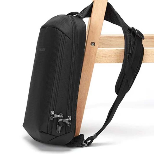 パックセーフ ショルダーバッグ pacsafe 12970371 バイブ 325 ボディーバッグ ワンショルダー トラベル 旅行 盗難防止 (240209)