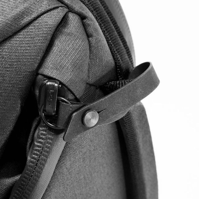 ピークデザイン エブリディバックパック 30L Peak Design ( BEDB-30-BK-2/ BEDB-30-AS-2/BEDB-30-MN-2 ) カメラバッグ リュック 一眼レフ [0105]