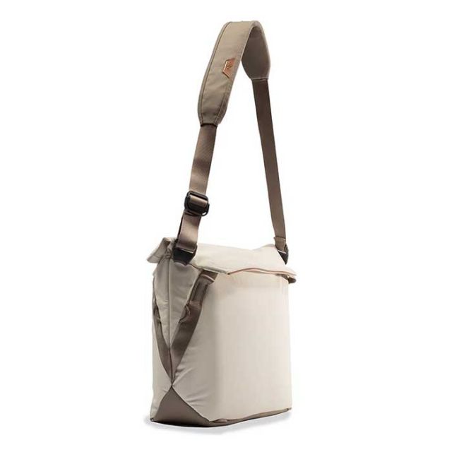 ピークデザイン カメラバッグ  エブリディトート15L Peak Design BEDT-15-BK-2 / BEDT-15-BO-2 トートバッグ ショルダーバッグ (230317)