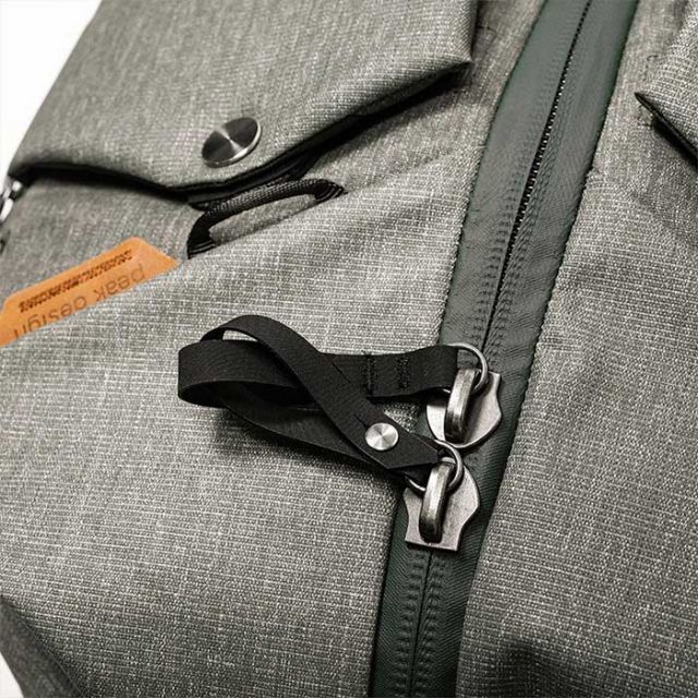 ピークデザイン カメラバッグ トラベルダッフルパック 65L Peak Design BTRDP-65-BK-1 / BTRDP-65-SG-1 リュック 旅行 [230317]