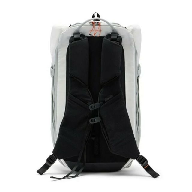 PEAK DESIGN BABP-25 アウトドアパックパック 25L