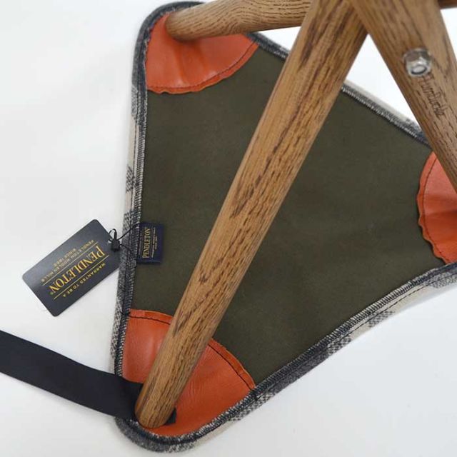 PENDLETON TRIPOD スツール