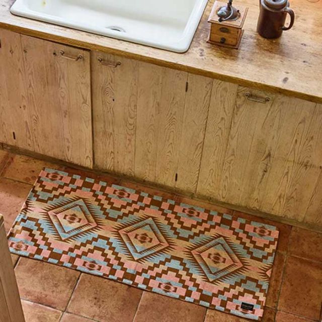 ペンドルトン キッチンマットM PENDLETON 結婚祝い 新築祝い 引っ越し祝い (19804260) PWM Kitchen Middle Mat インテリア キャンプ アウトドア ラグマット ラグ 滑り止め付き 敷物 おしゃれ ギフト [230918]