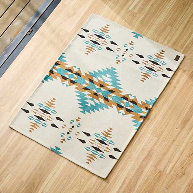 ペンドルトン キッチンマット L PENDLETON (19804261) PWM Kitchen Large Mat インテリア キャンプ アウトドア ラグマット ラグ 滑り止め付き 敷物 おしゃれ ギフト (240317)
