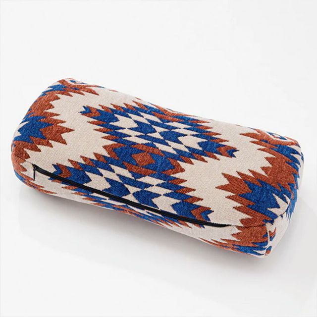 ペンドルトン PENDLETON 1980035 ランバービロー WYETHFALLS ランバーピロー 腰枕 クッション 腰サポート 姿勢サポート 腰痛軽減 デスクワーク 車内 オフィス リビング インテリア 車中泊 結婚祝い 新築祝い 引っ越し祝い (250828)