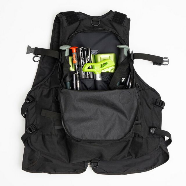 レインオアシャイン RAIN OR SHINE BC VEST バックカントリー用ベスト 15L アバランチ対応 スノーボードキャリー 軽量フィット設計
