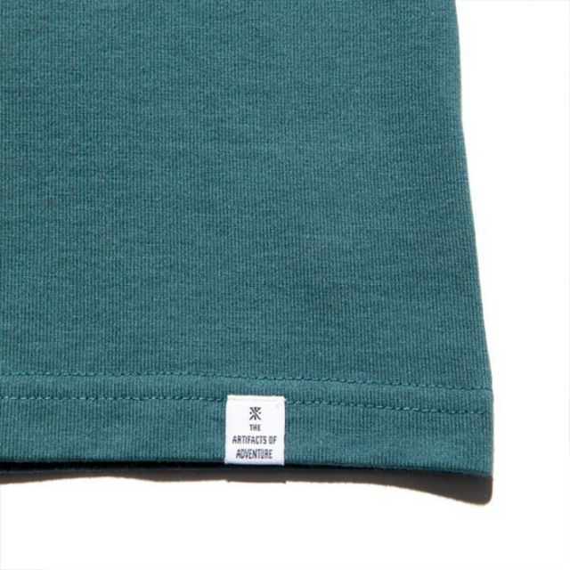 ロアーク ROARK RTJF1104 "GEAR&GUIDES"FINE TECH DRY Tシャツ 半袖 メンズ ドライ 吸湿 消臭 ポケット付き フロッキープリント 綿 再生繊維 ミドルウェイト 日本サイズ  メール便 (250328)