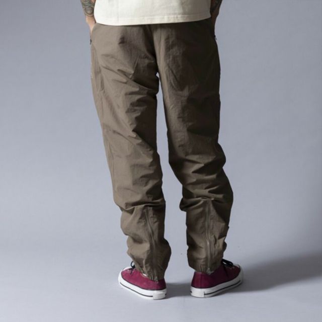 ロアーク デコン ウィンドパンツ リラックス メンズ DECON WIND PANTS RELAX RPJ1202-DSA ROARK ロアーク ナイロンパンツ テーパード 軽量 メッシュ DUSTY ARMY  (260316)