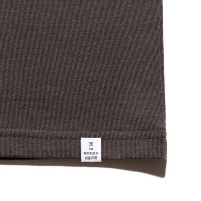 ロアーク LABEL POCKET ファインテックドライTシャツ チャコール ナチュラル LABEL POCKET FINE TECH DRY TEE RTJF1200-CCL RTJF1200-NAT ROARK ロアーク 半袖Tシャツ ドライ 吸湿 消臭 ポケットT メール便 (260316)