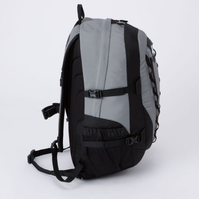ザ・ノース・フェイス リュック ビッグショット THE NORTH FACE NM72301 BIG SHOT デイパック バッグ 新生活 通学 プレゼント  リュック 33L 大容量 通勤 通学 PC収納 背面メッシュ 通気性抜群 防災  ノースフェイス (240118)