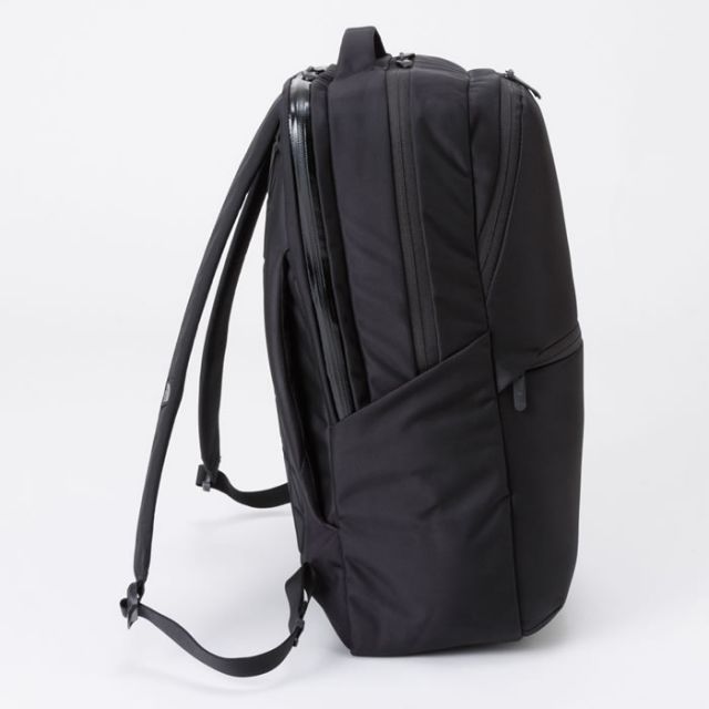 ザ・ノース・フェイス リュック シャトルデイパック THE NORTH FACE NM82329 SHUTTLE DAYPACK バックパック バッグ 新生活 社会人 通学 ノースフェイス リュック ビジネス メンズ 通勤 仕事用 人気 おしゃれ パソコン収納(240112)