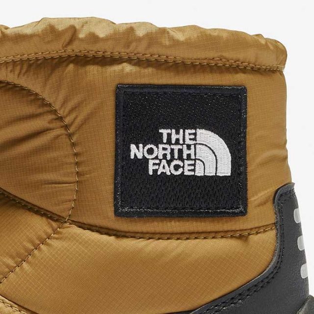 THE NORTH FACE NFJ52280 K NSE LOGO SHORT