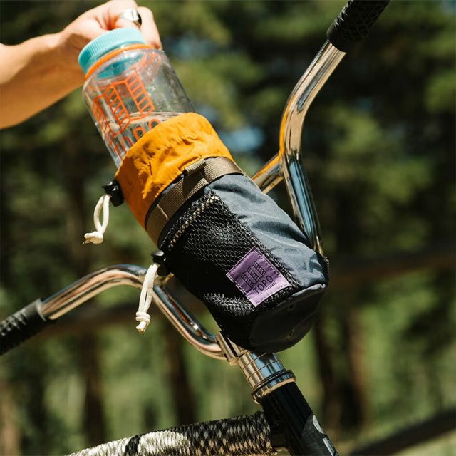 トポデザインズ マウンテンハイドロスリング MOUNTAIN HYDRO SLING ボトルホルダーバッグ ショルダーバッグ アウトドア 軽量 撥水 収納バッグ (260305)