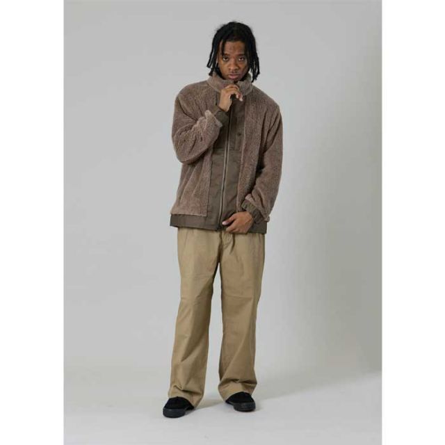 UNFRM AW-7560 CLASSIC TWO-TUCK CHINO TROUSERS
