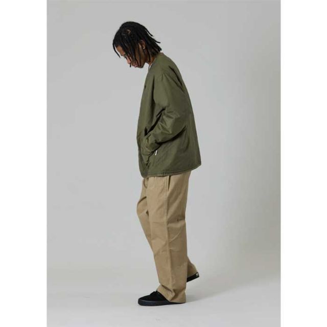 UNFRM AW-7560 CLASSIC TWO-TUCK CHINO TROUSERS