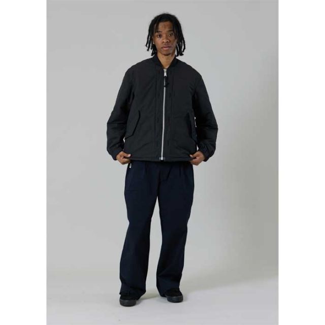 UNFRM AW-7560 CLASSIC TWO-TUCK CHINO TROUSERS