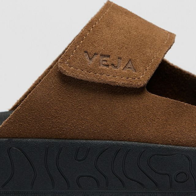 ヴェジャ エトナ スエード サンダル メンズ レディース コンフォートサンダル 軽量 撥水 VEJA ETNA SUEDE BROWN BLACK SA3220678 べジャ (260224)
